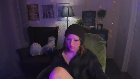 Sarah online show from 04/29/26, 09:10