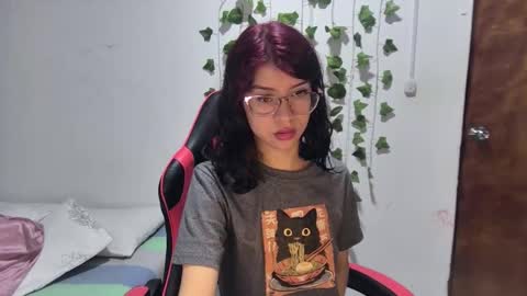 Snapshot of sarahsmitt chatting on 03/15/26, 03:29 Sarah online show from 03/15/26, 03:29