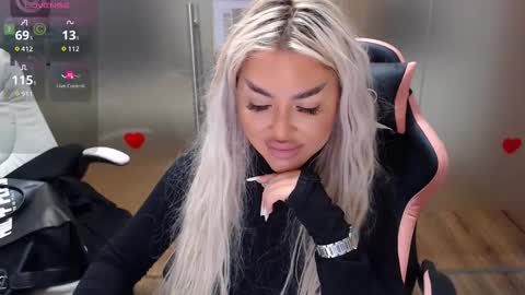 Sarah online show from 10/03/25, 07:38