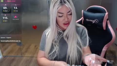 Sarah online show from 11/20/25, 08:14