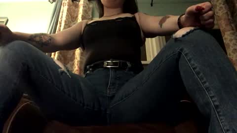 sarahsweetie17 online show from 11/24/25, 03:28