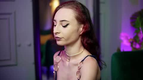 Snapshot of saraiangel chatting on 11/08/25, 09:02 Sarai online show from 11/08/25, 09:02