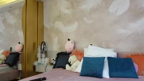 Jenny online show from 05/25/26, 04:18