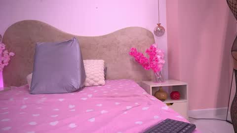 Sara  online show from 02/23/26, 11:51