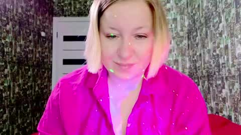 Sara online show from 04/23/26, 03:52