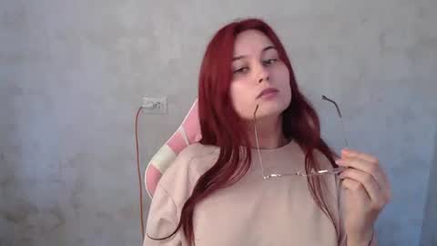 Sara online show from 06/10/26, 08:24
