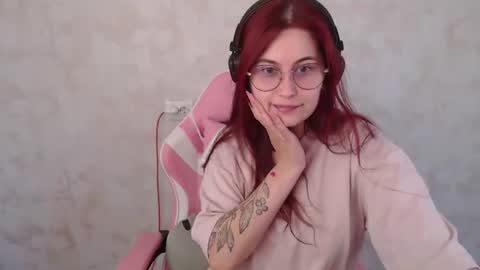 Snapshot of sarakinski chatting on 07/02/26, 12:22 Sara online show from 07/02/26, 12:22