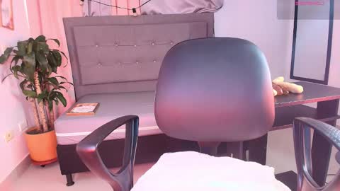 SARA online show from 11/10/25, 12:26