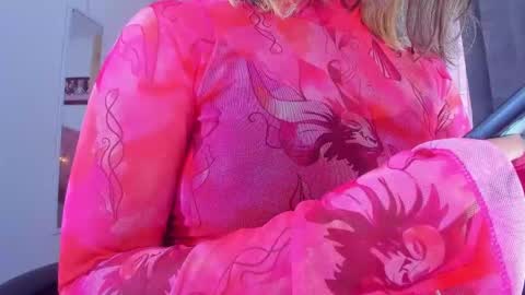 sara  online show from 12/15/24, 08:25