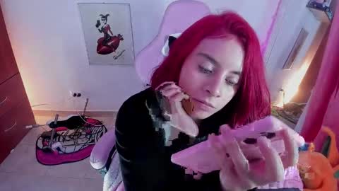 sara  online show from 04/18/26, 01:42