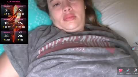 sara martinez online show from 02/10/25, 03:21