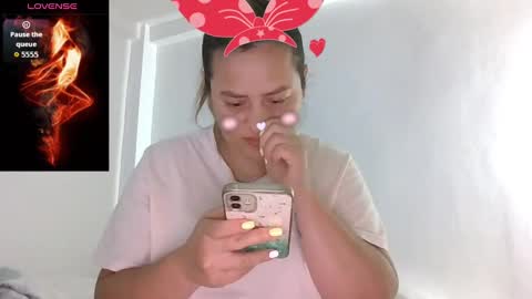 sara martinez online show from 09/14/25, 02:22