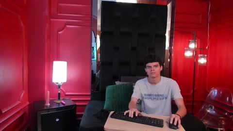 Snapshot of saranaomy_ chatting on 11/05/25, 02:55 Sara and Edward online show from 11/05/25, 02:55