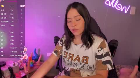 Snapshot of saraowens1 chatting on 01/07/26, 02:30 saraowens online show from 01/07/26, 02:30