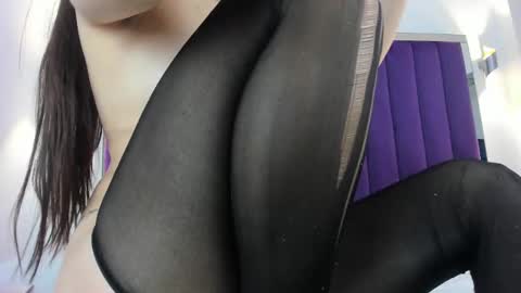 Sara   online show from 02/19/25, 05:05