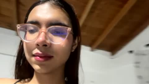 Snapshot of sarasaenz999 chatting on 03/01/26, 05:31 sarasaenz999 online show from 03/01/26, 05:31