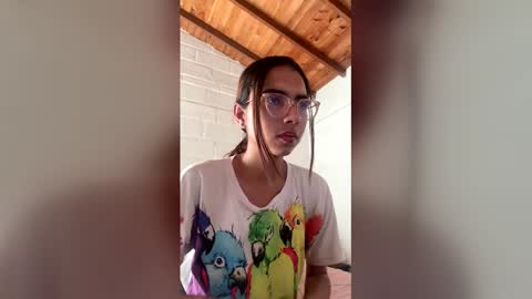 sarasaenz999 online show from 03/25/26, 07:31