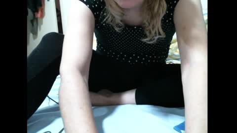 Snapshot of sarasexx33 chatting on 12/30/24, 07:26 sarasexx33 online show from 12/30/24, 07:26