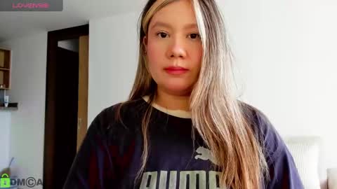 Sara  sarasmithfun by instagram online show from 03/11/25, 09:59