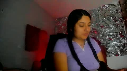 sarastonesx online show from 03/25/26, 06:19