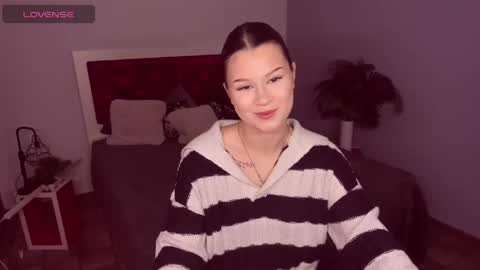 SaraVivid online show from 05/11/26, 10:32