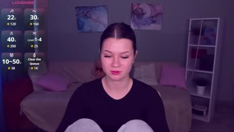 SaraVivid online show from 06/11/26, 09:18