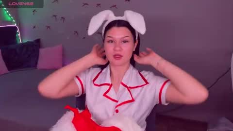 SaraVivid online show from 06/17/26, 05:32