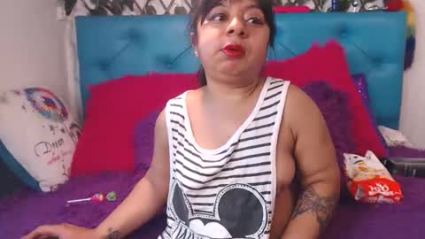 Sara Wills online show from 05/06/26, 07:19