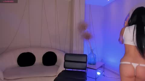 Sara Winstone online show from 02/27/25, 08:42