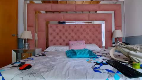 Sara Rivera online show from 03/31/26, 02:50