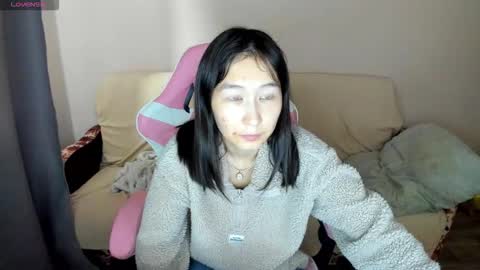 Snapshot of saraxray chatting on 09/29/25, 03:22 Sara online show from 09/29/25, 03:22