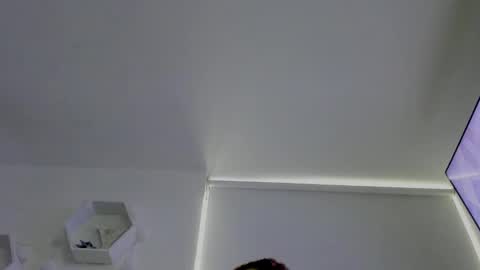 Saray  online show from 09/15/25, 08:20