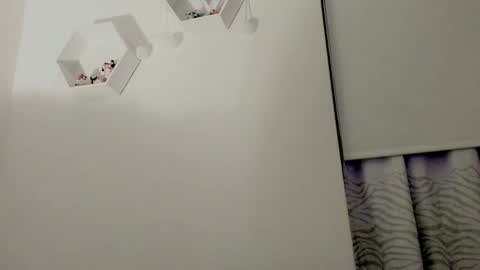 Saray  online show from 02/17/26, 04:09