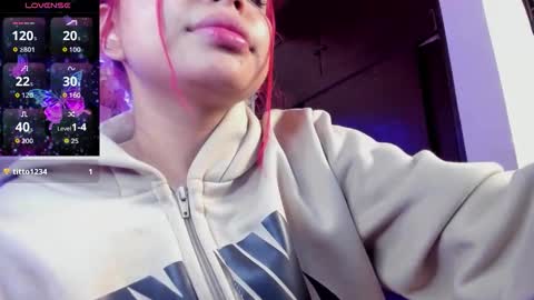 saray__jones online show from 09/16/25, 01:06