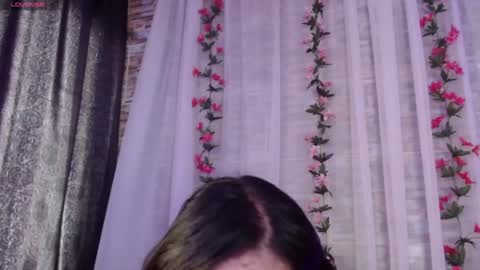 Snapshot of saray_cute_ chatting on 01/25/25, 07:28 Lista de deseos online show from 01/25/25, 07:28