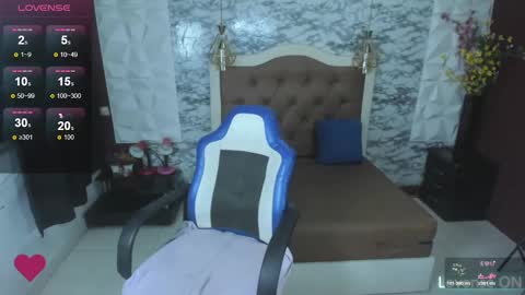 Snapshot of saraymilk chatting on 02/06/26, 12:26 Saray online show from 02/06/26, 12:26