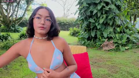 sarazuletaa online show from 04/28/26, 03:17