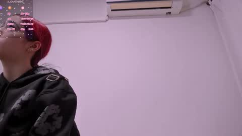 Baby Saren online show from 10/27/25, 12:09