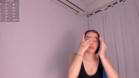 Baby Saren online show from 11/03/25, 01:01