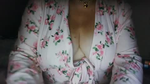 Sara online show from 10/06/25, 12:41