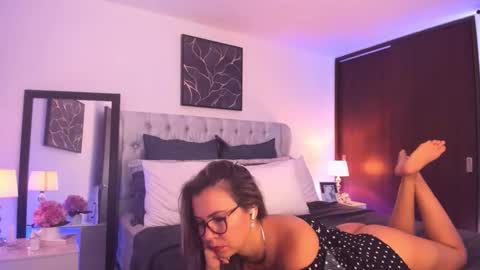 sarha online show from 03/06/26, 01:29