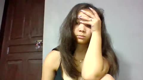 sarhon917962 online show from 06/05/26, 08:14