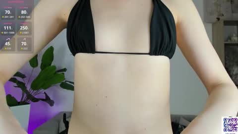 Your Selena 3 online show from 02/26/26, 03:05