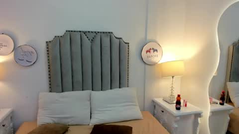 sarit_ online show from 05/01/26, 11:48