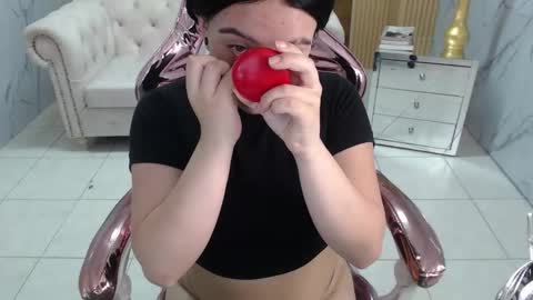 Sara  online show from 02/26/26, 08:30