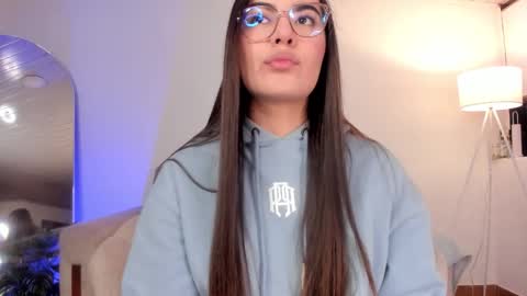 Sarita Lozano online show from 11/10/25, 11:48