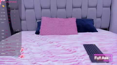 Snapshot of sarita_hornny chatting on 05/26/26, 07:04 Sarita online show from 05/26/26, 07:04