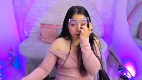 Sara online show from 04/09/26, 06:19