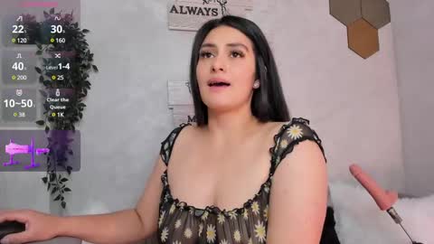 Snapshot of saritas_ chatting on 03/02/25, 09:32 SARA online show from 03/02/25, 09:32