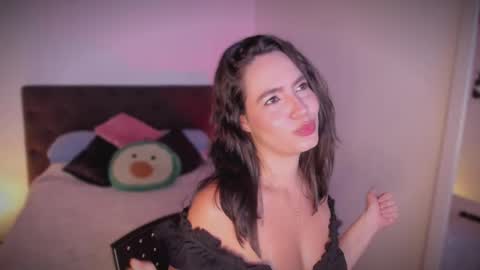 Sara online show from 12/22/25, 10:29